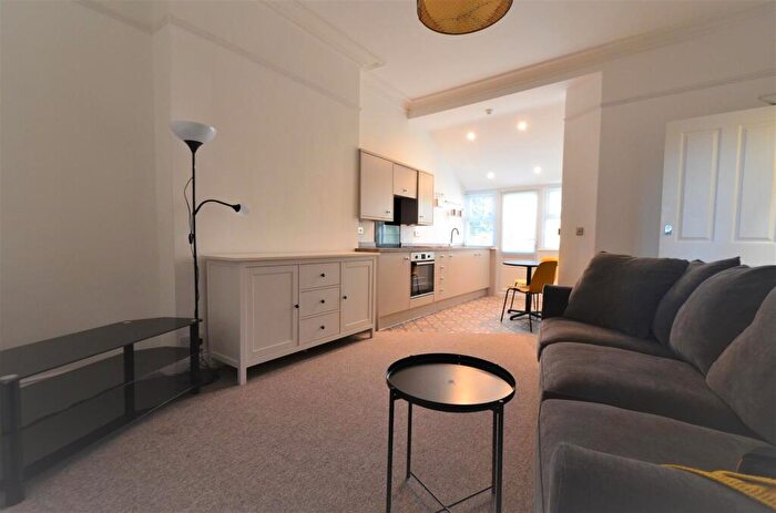 1 Bedroom Flat To Rent In Ground Floor Flat, Hills View, Barnstaple, EX32