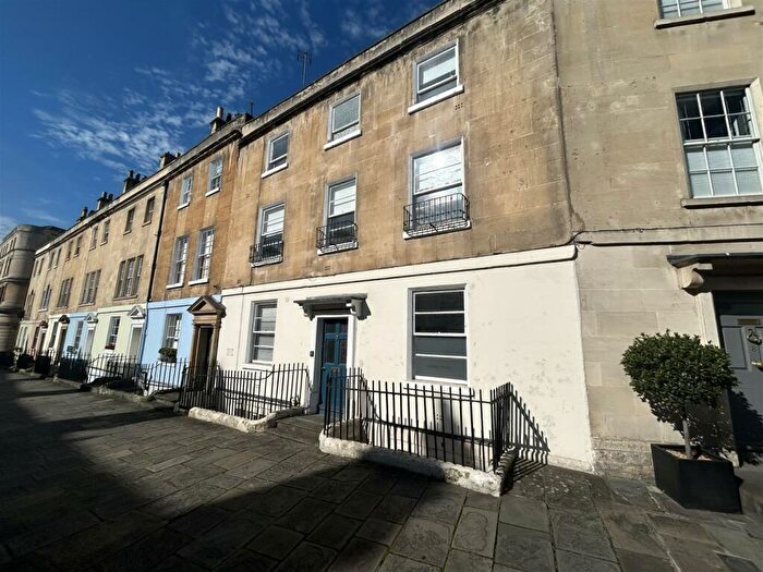 5 Bedroom House To Rent In Vineyards, Bath, BA1