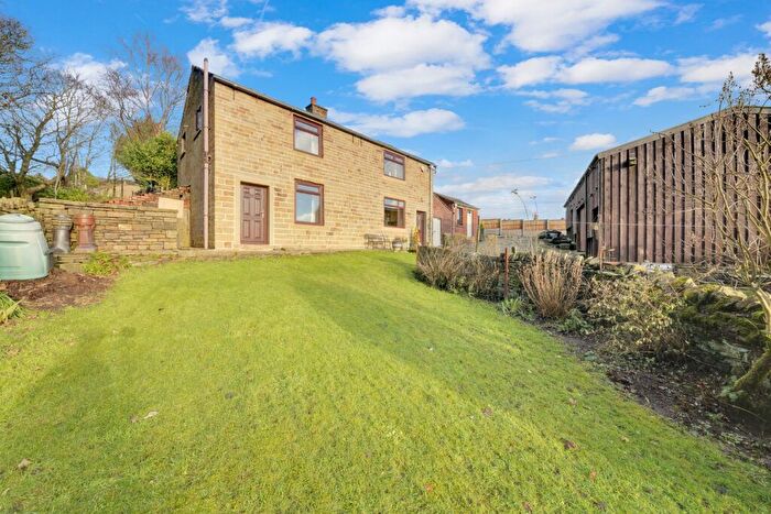 5 Bedroom Detached House For Sale In New Barn Farm, Facit, Whitworth, Rossendale, OL12