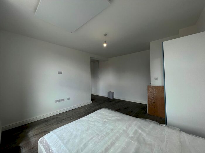 1 Bedroom Studio To Rent In Brighton Street, Coventry, CV2