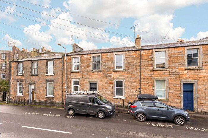 1 Bedroom Flat For Sale In Brunswick Road, Edinburgh, EH7