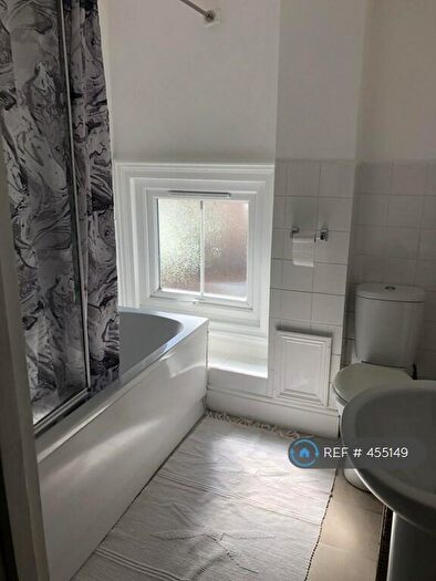 1 Bedroom Flat To Rent In Princes Castle Court, Headington, Oxford, OX3