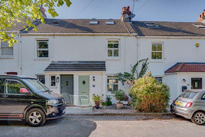 3 Bedroom Cottage For Sale In Coal Park Lane, Swanwick, Southampton, SO31