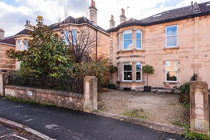 4 Bedroom Semi-Detached House For Sale In Lower Oldfield Park, Bath, BA2
