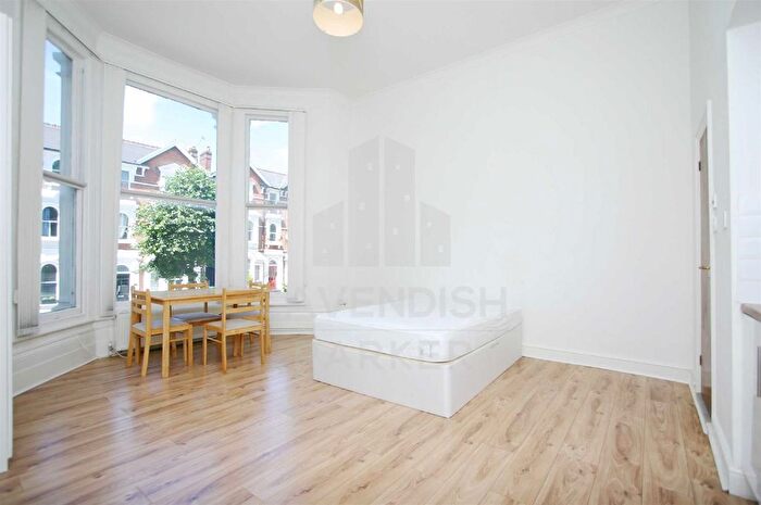 Studio To Rent In West End Lane, West Hampstead, London, NW6