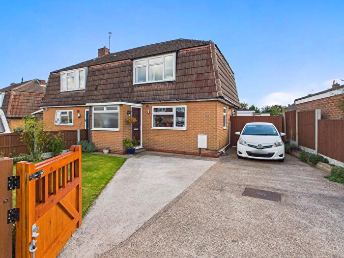 3 Bedroom Semi-Detached House For Sale In Newman Road, Calverton, Nottingham, NG14