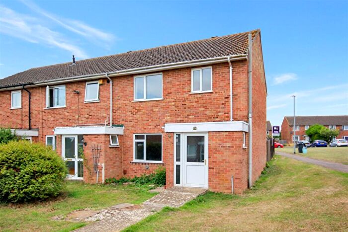 3 Bedroom End Of Terrace House For Sale In Olympic Way, Wellingborough, NN8