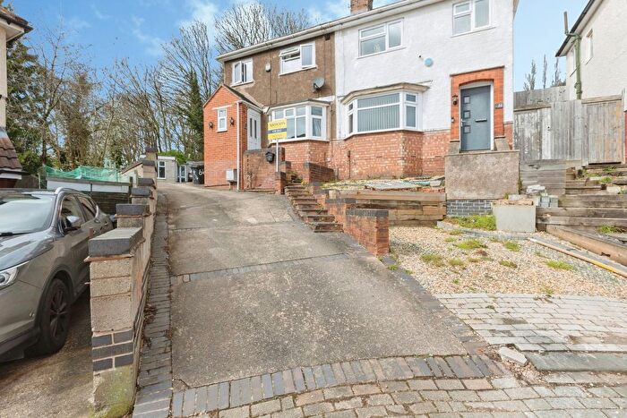 3 Bedroom Semi-detached House For Sale In Astill Drive, Leicester, Leicestershire, LE4