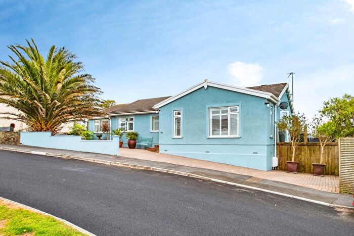 4 Bedroom Bungalow For Sale In Upper Hill Park, Tenby, Pembrokeshire, SA70
