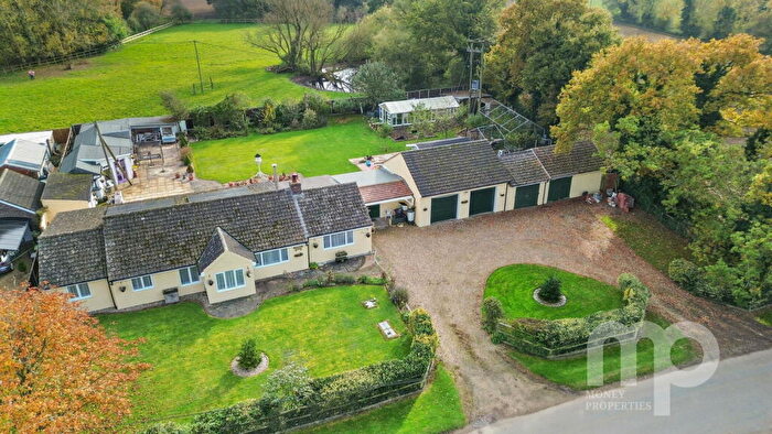 5 Bedroom Detached Bungalow For Sale In Attleborough Road, Deopham, Wymondham, Norfolk, NR18