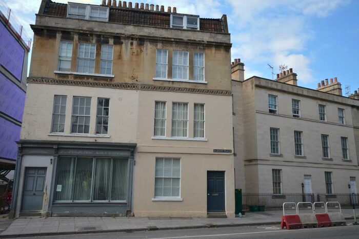 1 Bedroom Apartment To Rent In Second Floor Flat, Albion Place, Bath, BA1