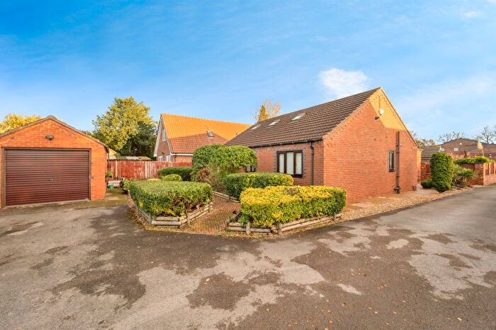 3 Bedroom Detached Bungalow For Sale In High Street, Dunsville, Doncaster, DN7