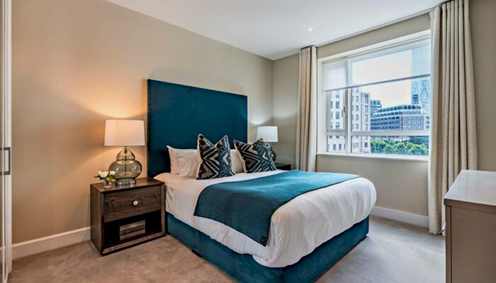 1 Bedroom Flat To Rent In Westferry Circus, London, E14