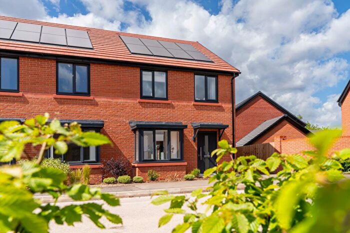 3 Bedroom Semi-Detached House For Sale In Millwood Road, Walton Park, PR5