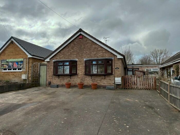 4 Bedroom Bungalow To Rent In Coppins, Balsall Street, Balsall Common, CV7