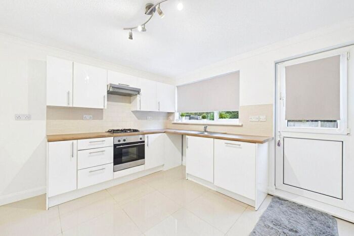 2 Bedroom Terraced House To Rent In Fotherby Court, Maidenhead, Berkshire, SL6