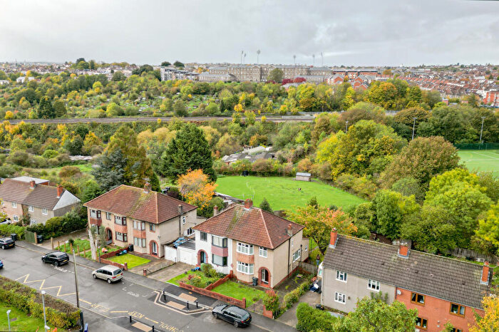 3 Bedroom Semi Detached House For Sale In Stottbury Road, Bristol, BS7