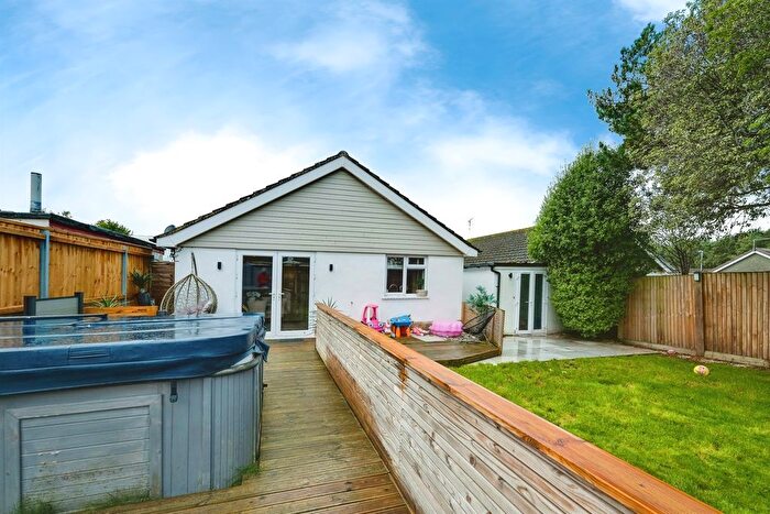 2 Bedroom Detached House For Sale In Leeson Drive, Ferndown, BH22