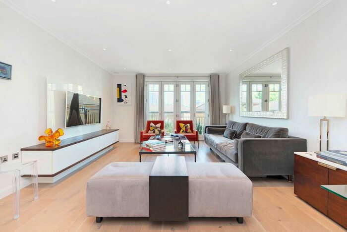 2 Bedroom Flat To Rent In Carnwath Road, London, SW6