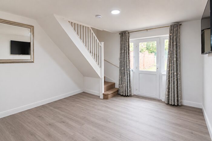 2 Bedroom House To Rent In Brianne Drive, Thornhill, CF14