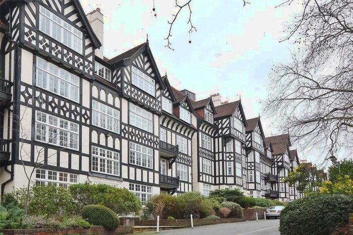 2 Bedroom Apartment To Rent In Clifton Court, Northwick Terrace, NW8