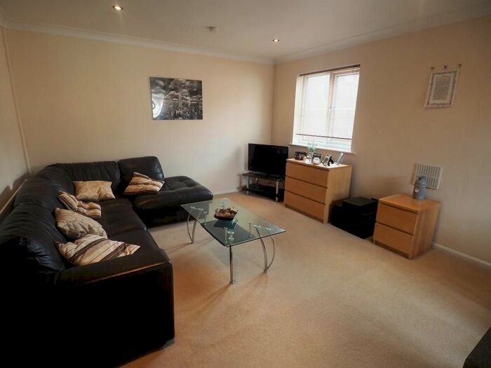 2 Bedroom Flat To Rent In Marine Wharf, Hull HU1