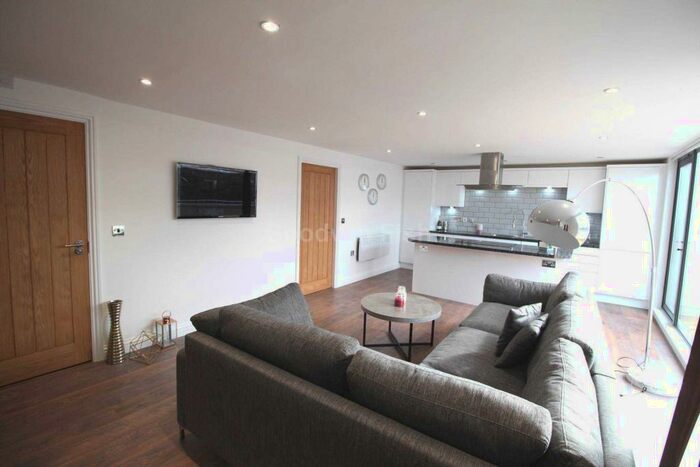 3 Bedroom Apartment To Rent In Life Buildings, Hulme High Street, Manchester, M15