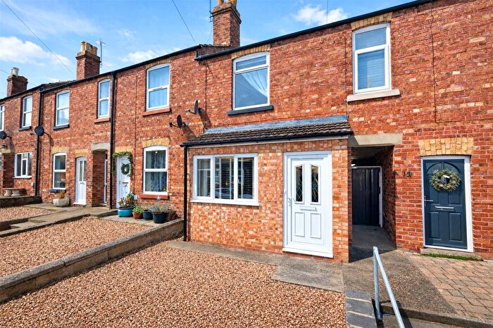 2 Bedroom Terraced House For Sale In King Edward Street, Sleaford, Lincolnshire, NG34