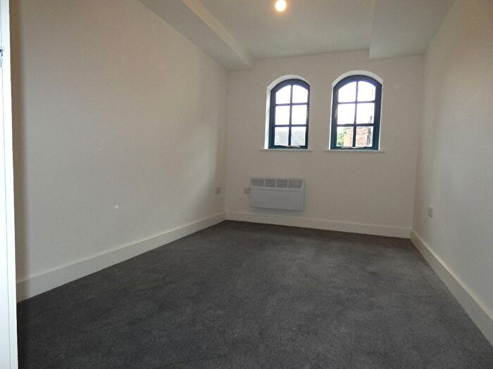 1 Bedroom Flat To Rent In Apartment Lyons Grove, Stoke On Trent, ST4