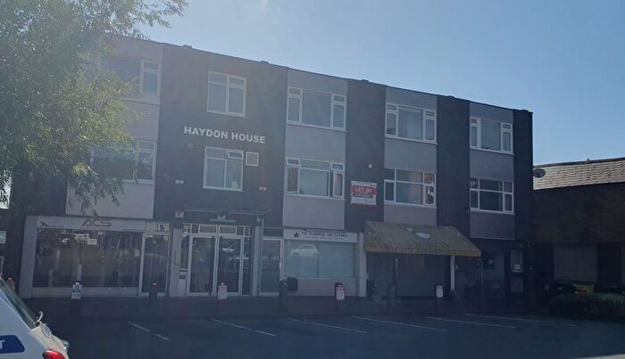 2 Bedroom Flat To Rent In Haydon House, Studley Warwickshire., B80