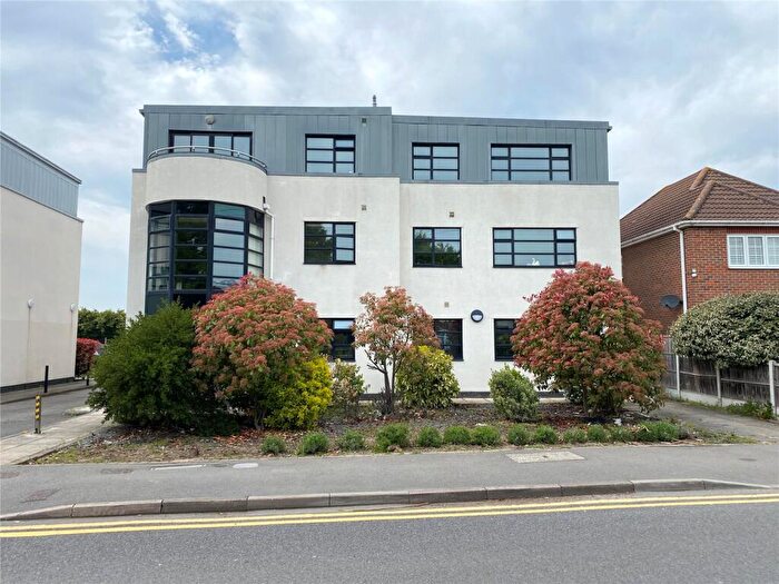 2 Bedroom Apartment For Sale In Camellia Close, West Horndon, Brentwood, Essex, CM13