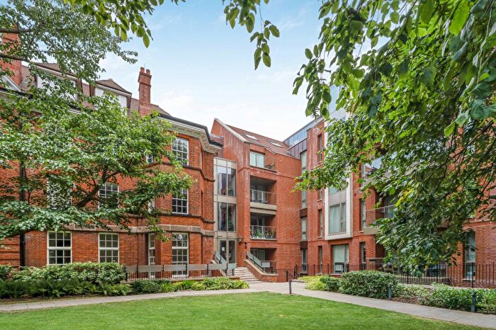 2 Bedroom Property For Sale In Kidderpore Green, Kidderpore Avenue, NW3