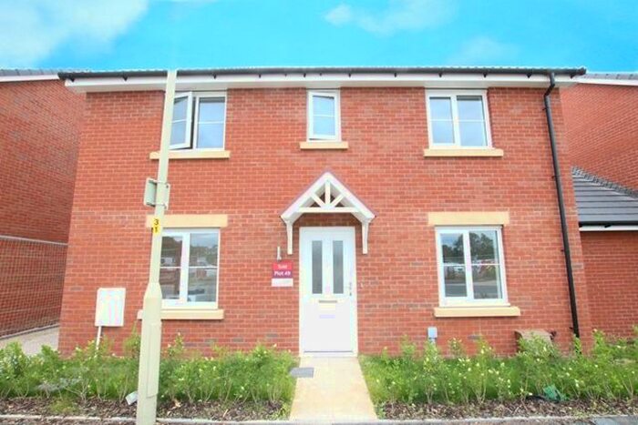 3 Bedroom Detached House To Rent In Rudloe Drive, Quedgeley, Gloucester, GL2