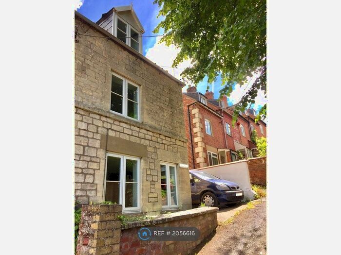 2 Bedroom Semi-Detached House To Rent In Park Cottages, Stroud, GL5
