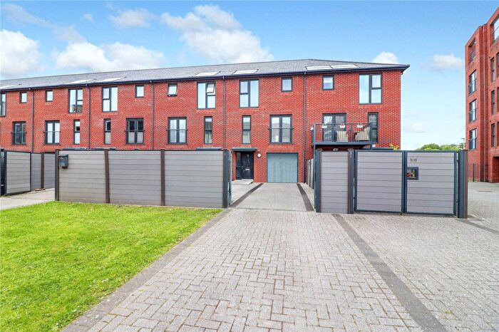 3 Bedroom Terraced House For Sale In Taw Wharf, Sticklepath, Barnstaple, Devon, EX31
