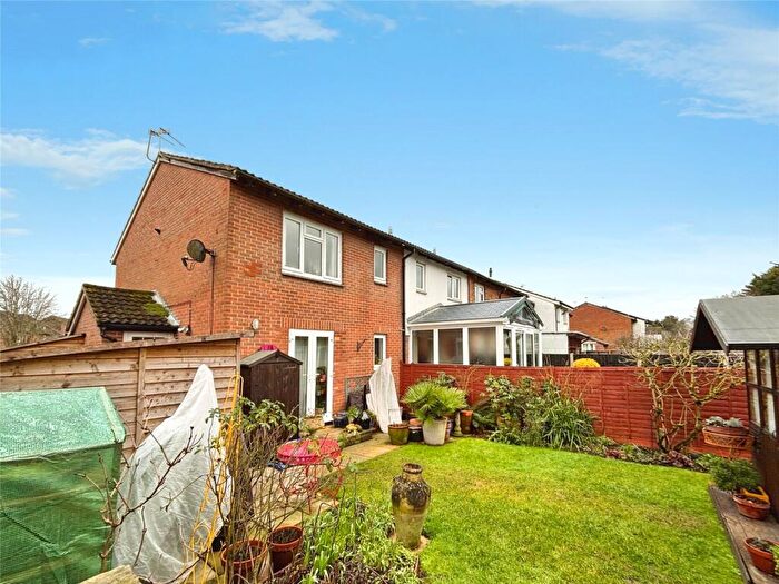 1 Bedroom House For Sale In Caistor Close, Calcot, Reading, RG31