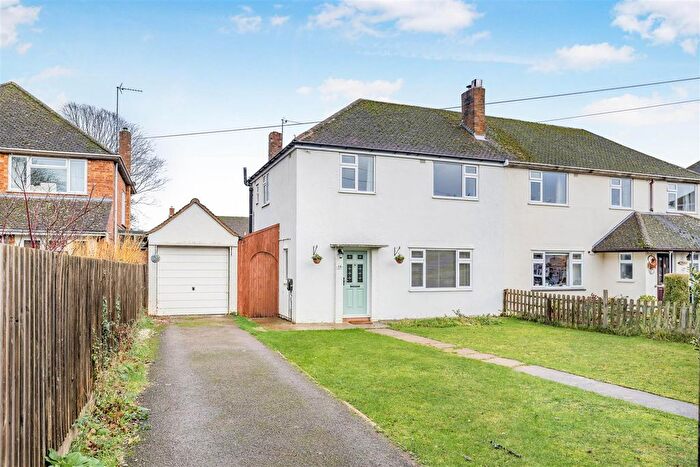 3 Bedroom Semi Detached House For Sale In Chacombe Road, Middleton Cheney, Banbury, OX17