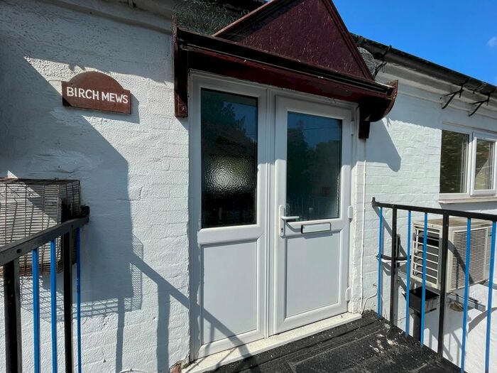 2 Bedroom Flat To Rent In Wood Lane, Gedling, Nottingham, NG4