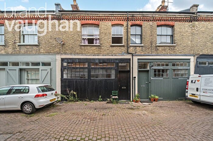 5 Bedroom Terraced House To Rent In Cambridge Grove, Hove, East Sussex, BN3