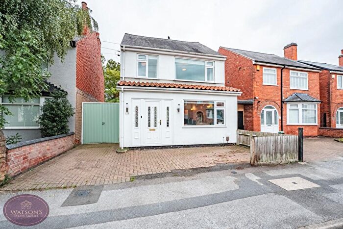 3 Bedroom Detached House For Sale In Broomhill Road, Nottingham, NG6