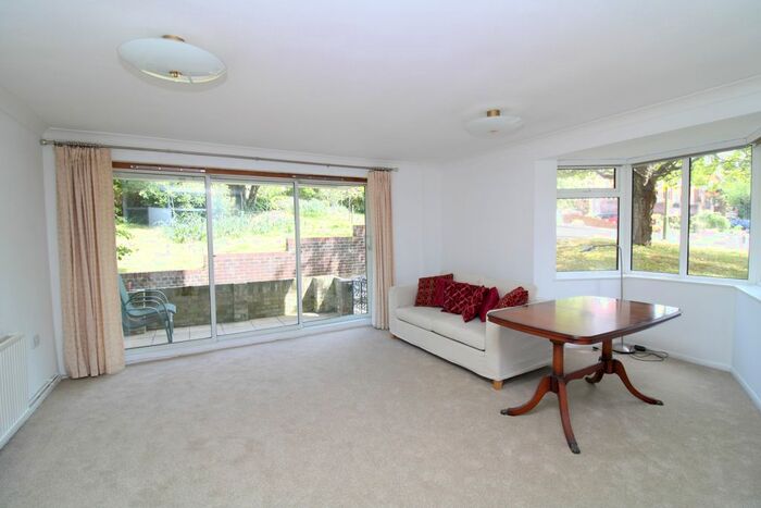 2 Bedroom Flat To Rent In Wellingtonia Court, Laine Close, Varndean, BN1