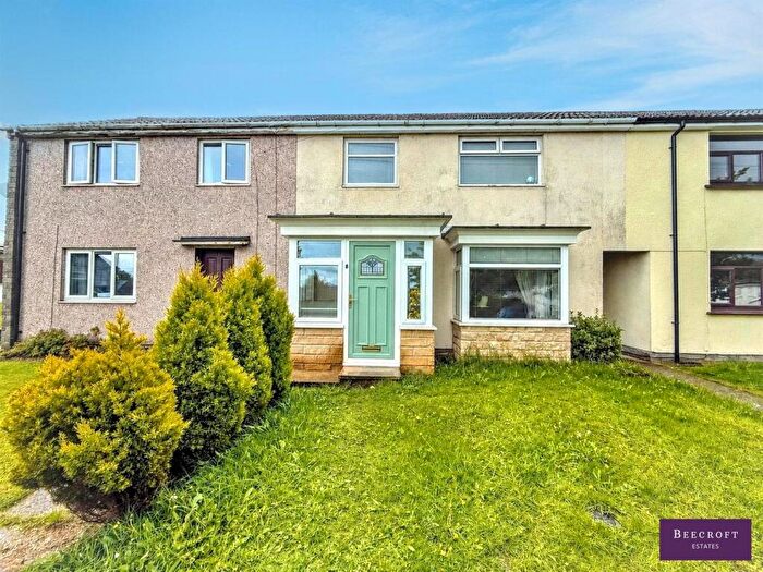 3 Bedroom Terraced House For Sale In Maple Grove, Stocksbridge, Sheffield, S36