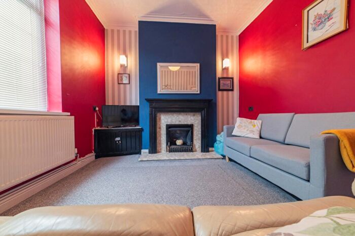3 Bedroom Terraced House For Sale In Grove Terrace, Penarth, CF64