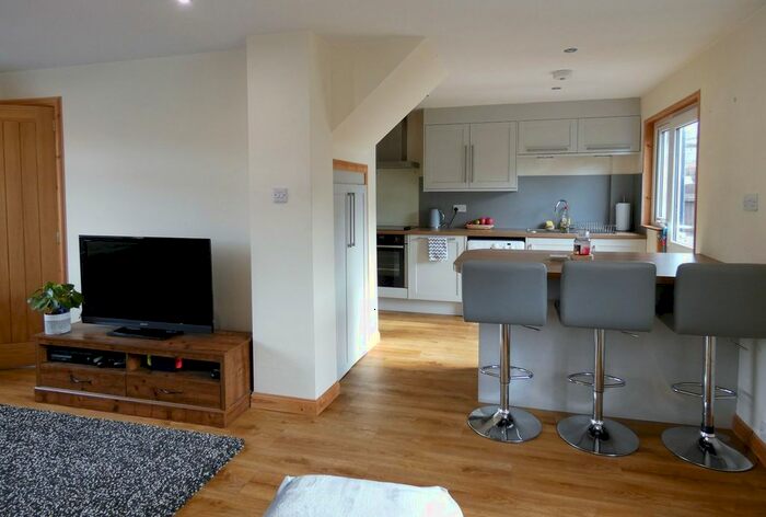 3 Bedroom Terraced House For Sale In Ivanhoe Road, Aberdeen, AB10