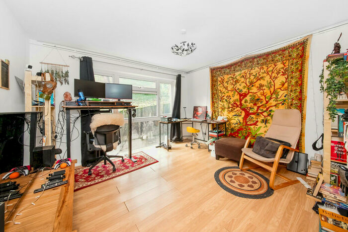 2 Bedroom Apartment To Rent In Taymount Rise, Forest Hill, London, SE23