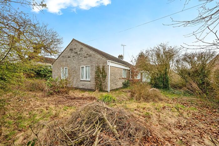 2 Bedroom Detached Bungalow For Sale In The Hallsteads, Kniveton, Ashbourne, DE6
