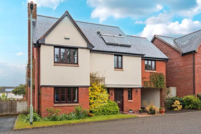 4 Bedroom Detached House For Sale In Old Rydon Ley, Exeter, EX2