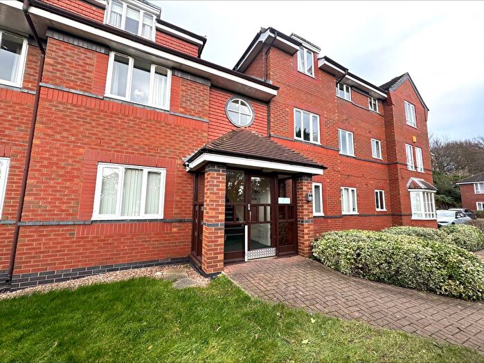 2 Bedroom Flat To Rent In St Johns Mews, Wakefield, WF1
