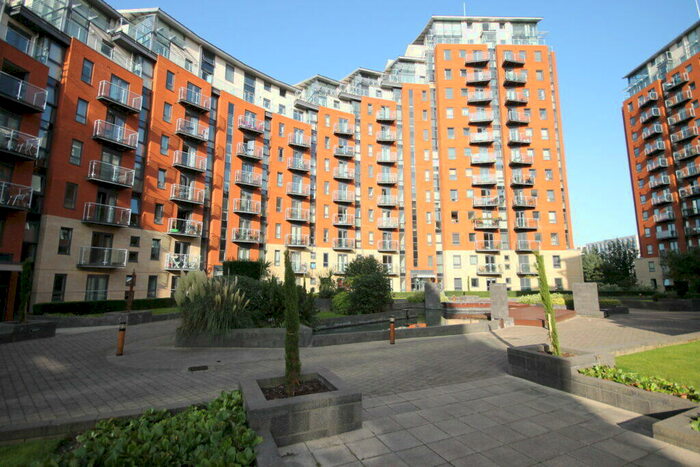 2 Bedroom Apartment To Rent In Santorini, City Island, Leeds, LS12