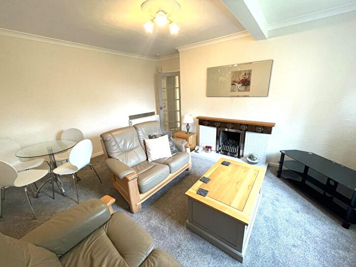 2 Bedroom Flat To Rent In Auchinyell Road, Aberdeen, AB10